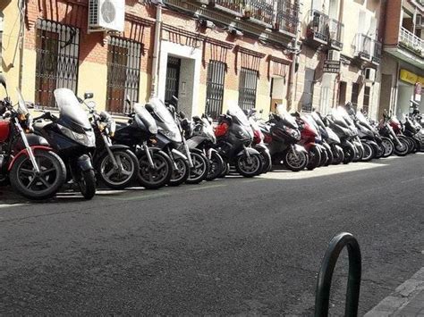 Como Aparcar La Moto En Madrid