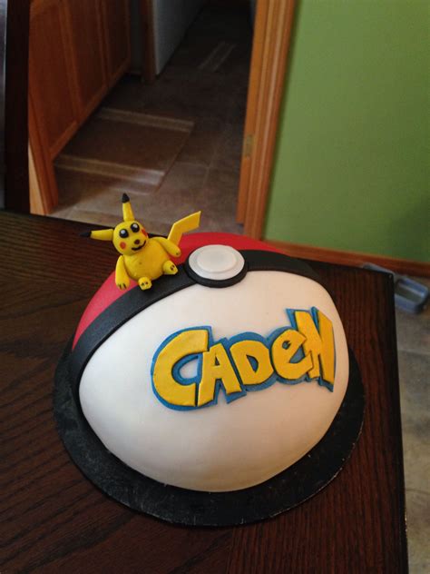 Pokemon ball cake | Pokemon ball, Cake, Desserts