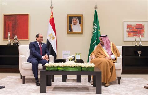 At Annual Arab Summit King Salman Stresses Solidarity Signs Deals