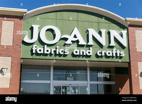 Jo Ann Fabric Logo Hi Res Stock Photography And Images Alamy