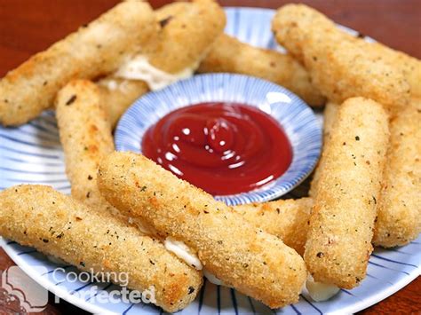 Air Fryer Frozen Mozzarella Sticks - Cooking Perfected