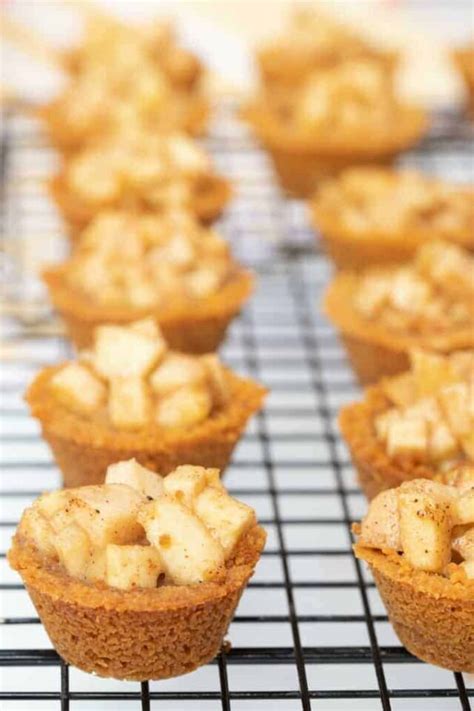 Apple Crisp Bites With Caramel Princess Pinky Girl