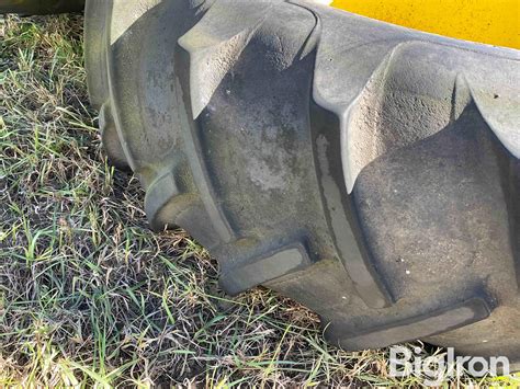 Farmland 208 38 Tractor Tires On Jd Rims Bigiron Auctions