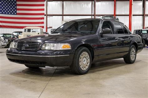 2004 Ford Crown Victoria GR Auto Gallery