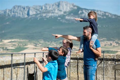 Planes Para Toda La Familia En La Ruta Del Vino De Rioja Alavesa