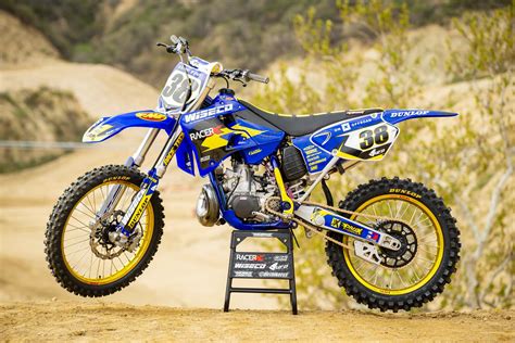 2001 Yamaha YZ250 2 Stroke Motocross Bike Build Garage Build Racer X