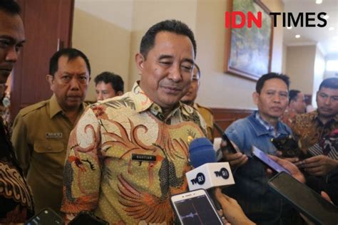 Dirjen Polpum Bahtiar Dapat Satyalancana Karya Satya Jokowi