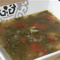 Receita de Sopa de couve e feijão branco Lucia Almanaque Culinário