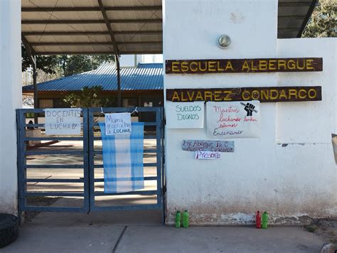 El Sol De Calingasta Villa Nueva Calingasta La Protesta Docente