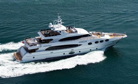 Gulf Craft Majesty Yachts Exclusive Preview Pulls Into The Pearl Qatar