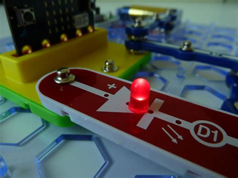 Snapbit Connect Snap Circuits Led To Microbit