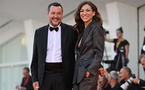 Matteo Salvini E La Fidanzata Francesca Verdini Sul Red Carpet Alla