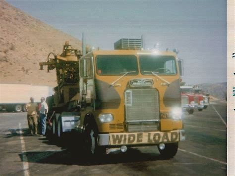 Freightliner Coe Wide Load A Photo On Flickriver