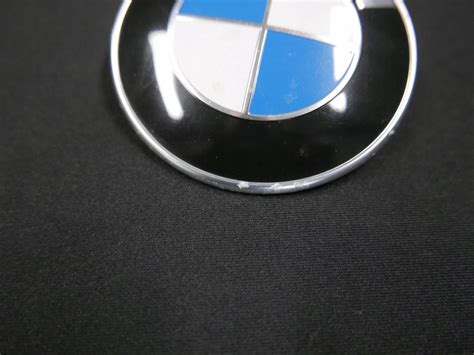 BMW EMBLEMAT LOGO ZNACZEK ORYGINALNY 8132375 12868663717 Oficjalne