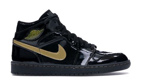 Detailed Look At The Air Jordan 1 High In Black And Gold Patent Leather