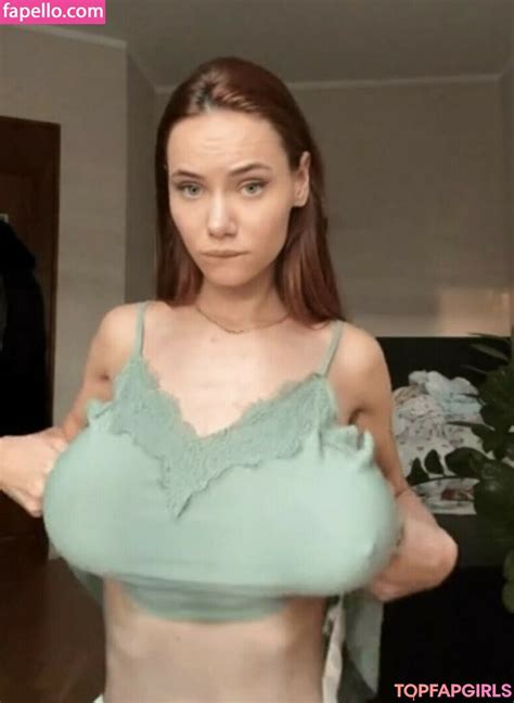 Veronika Fortova Vikkiraw Nude Leaked Onlyfans Photo Fapello