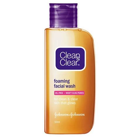 Buy Johnson S Johnson S Clean Clear Foaming Face Wash Helps In