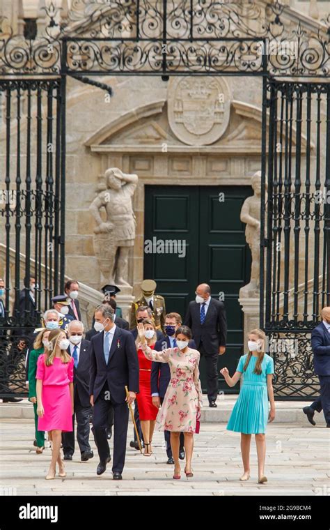 Le Roi Felipe La Reine Letizia La Princesse Leonor Et La Princesse