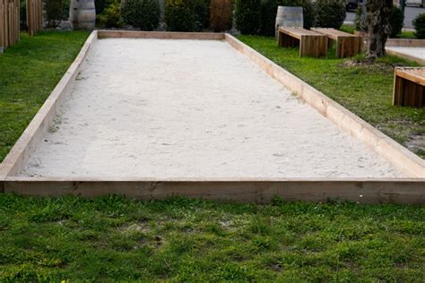 Quel type de gravier pour un terrain de pétanque parfait