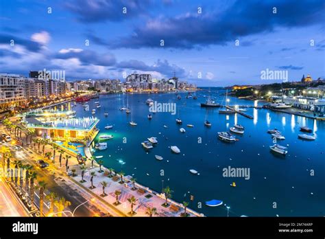 Sliema waterfront night hi-res stock photography and images - Alamy