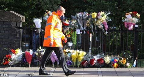 Mark Duggan shooting: New video footage emerges of immediate aftermath of police shooting of ...