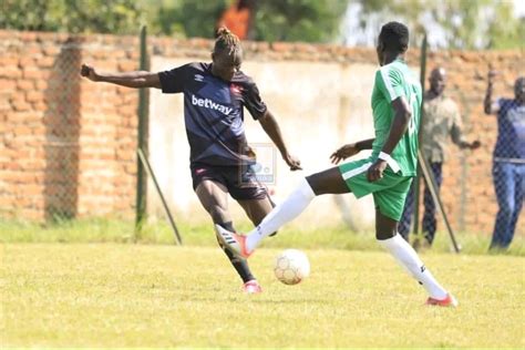 StarTimes UPL Enock Walusimbi Sent Off As Express Claim Draw In Arua