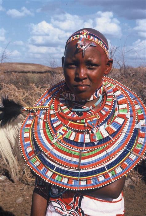 Ŧhe ₵oincidental Ðandy: Be Inspired: Maasai Beadwork