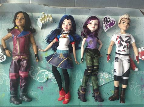 Disney Descendants 4 Pack From Wal Mart 3 Disney Descendants Dolls