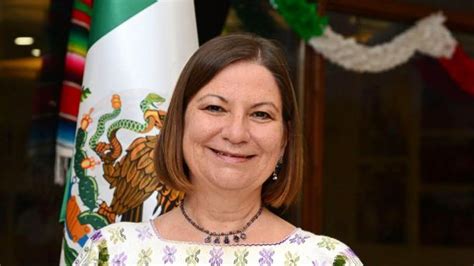 Martha B Rcena Embajadora De M Xico En Eeuu Anuncia Su Jubilaci N