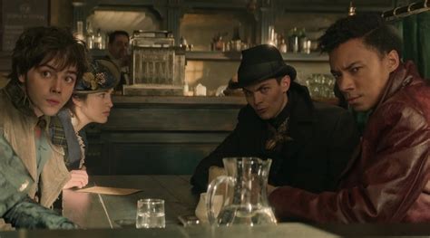 В последней серии 2 сезона сериала «Тень и кость» намекнули на сюжет ...