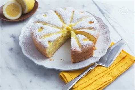 Ricetta Torta Con Crema Al Limone La Ricetta Di Giallozafferano