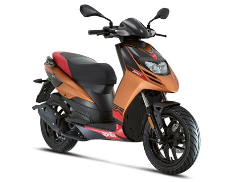 Aprilia Sr Motard Motor Scooter Guide 50 Off