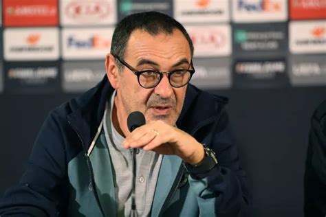 Chelsea legend names the one issue with Maurizio Sarri's style and ...