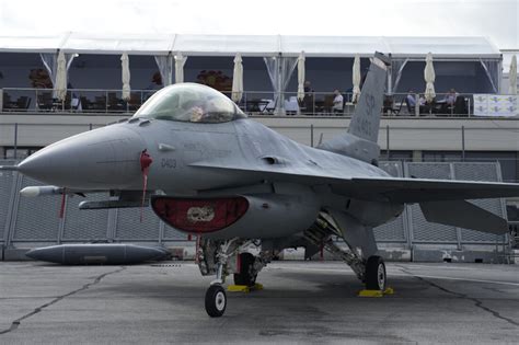 U S To Start Training Ukrainian Pilots On F 16s News Sports Jobs