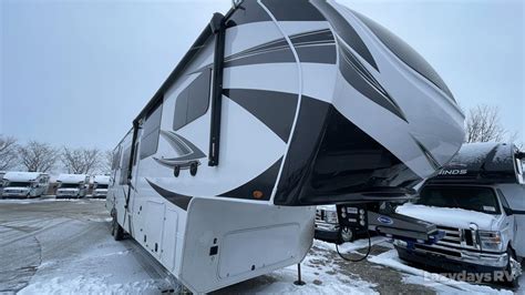 Grand Design Solitude Rd R For Sale In Milwaukee Sturtevant