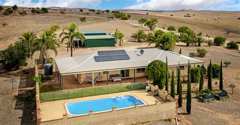 avenue northampton wa  sold house geraldton dongara