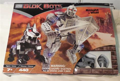 Mega Bloks Block Bots Knight Wolf Retvik New Open Box