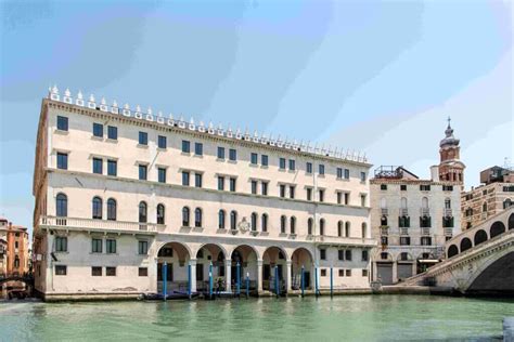 Venezia il Fondaco dei Tedeschi chiuderà entro settembre 2025