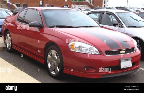 06 07 Chevrolet Monte Carlo SS Stock Photo - Alamy