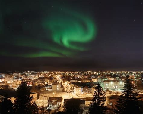 Where To See The Northern Lights In Reykjavík Without A Tour