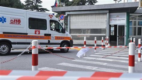 Genova Forzano La Porta Del Cup Del San Martino E Rubano Euro Le