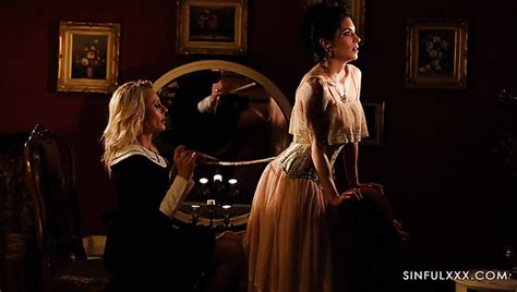 Anna De Ville Lesbian Porn Videos XCafe