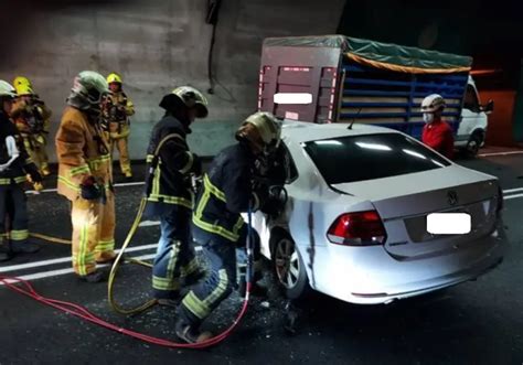 雪山隧道清晨車禍！貨車、小客車發生碰撞 47歲駕駛命危送醫不治 社會萬象 要聞 Nownews今日新聞