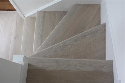 Istoria Bespoke Delhi Engineered Oak Wood Staircase And Landing