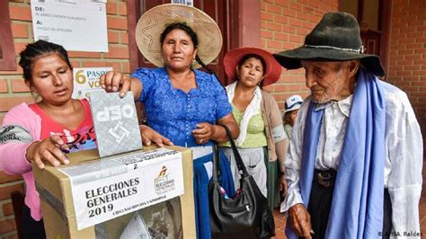 Bolivianos Votan En Elecciones Provinciales Y Municipales