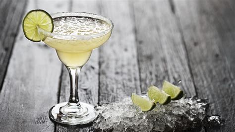 7 Easy margarita upgrades you have to try (VIDEO) – SheKnows