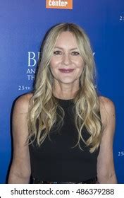 Hot Sexy Linda Larkin Bikini Pics