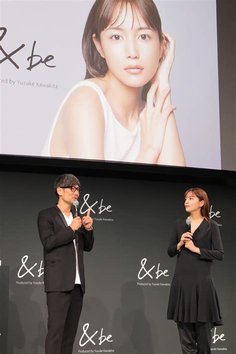 「アンドビー」河北裕介がブランドミューズの川口春奈と新cm発表会に登場