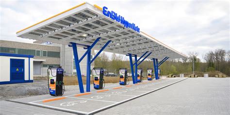 EnBW mit HPC Ladeparks in Gau Bickelheim und Bielefeld präsent