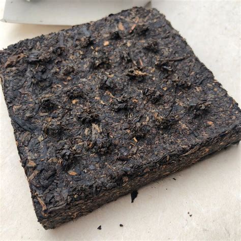 Xiaguan Brand Yunnan Fang Cha Pu Erh Tea Brick 2005 125g Raw Dragon